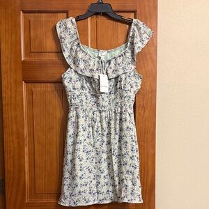 Floral Print Women's dress brand new size large.